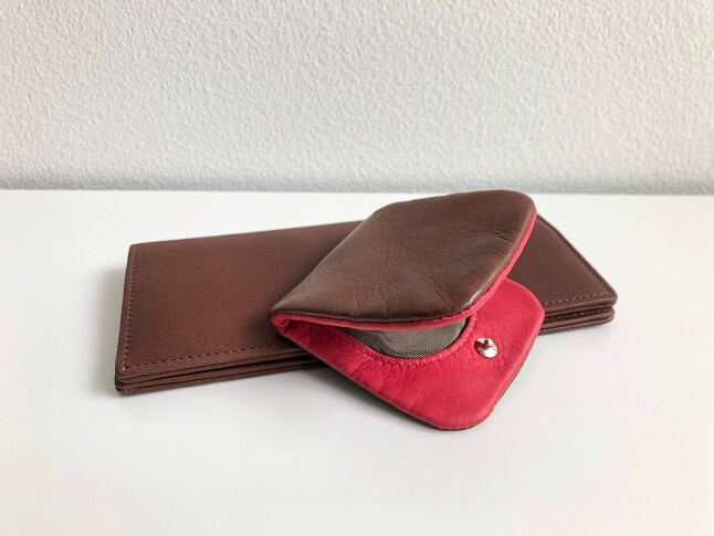 かわいい小銭入れとかっこいい束入れのコーディネート I